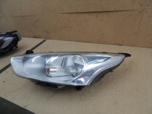 Laden Sie das Bild in den Galerie-Viewer, Frontscheinwerfer Ford B Max B-Max Bmax AV11-13W030-AD Links Headlight SCH6829476855jt