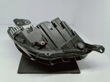 Laden Sie das Bild in den Galerie-Viewer, Frontscheinwerfer Opel Corsa F 9829522780 39162653L1779 Links Headlight SCH6700628415dm