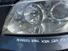 Laden Sie das Bild in den Galerie-Viewer, Frontscheinwerfer Mercedes-Benz S204 W204 MBS204LLP Links Scheinwerfer Headlight