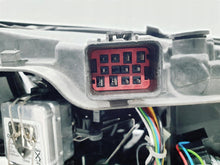 Laden Sie das Bild in den Galerie-Viewer, Frontscheinwerfer Volvo S80 V70 III 31214347 Xenon Links Scheinwerfer Headlight