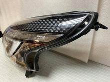 Load image into Gallery viewer, Frontscheinwerfer Renault Trafic III 260608582R Full LED FALSE Headlight SCH5749879239cq