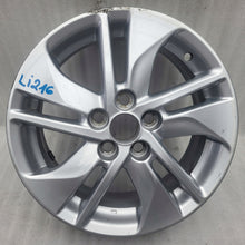 Load image into Gallery viewer, 1x Alufelge 15 Zoll 6.0" 5x100 45ET Glanz Silber 42611K0030 Toyota Yaris FEL6574830650uf