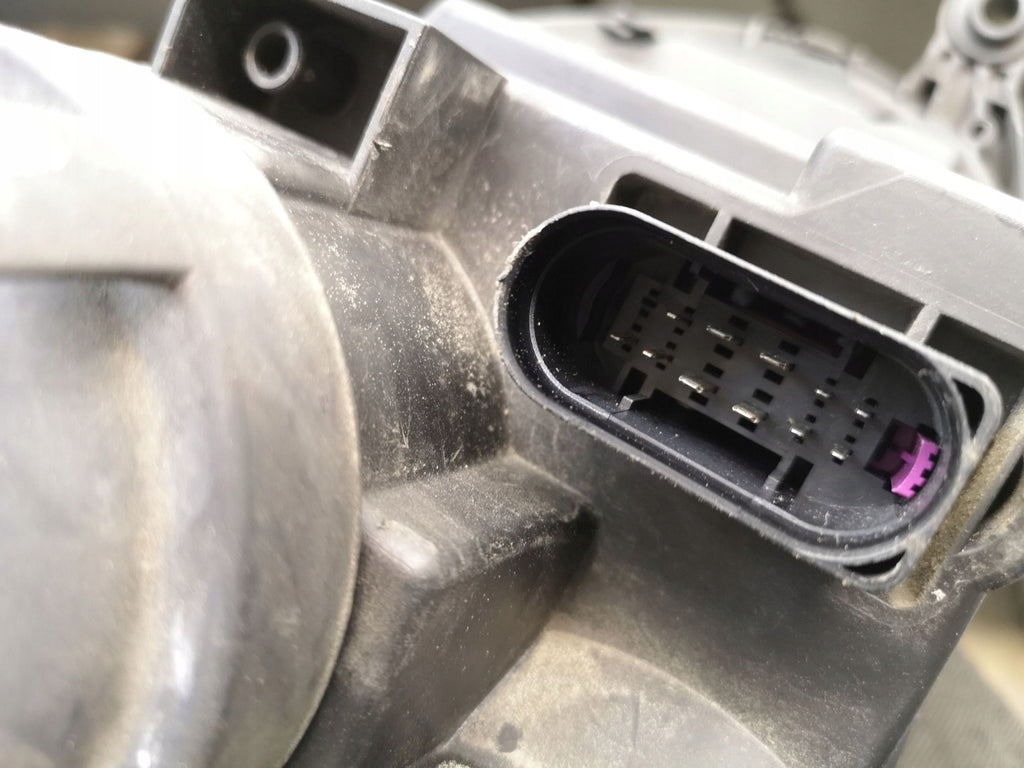 Frontscheinwerfer VW Jetta 1K6941031 1307329090 Links Scheinwerfer Headlight SCH9516564228aa