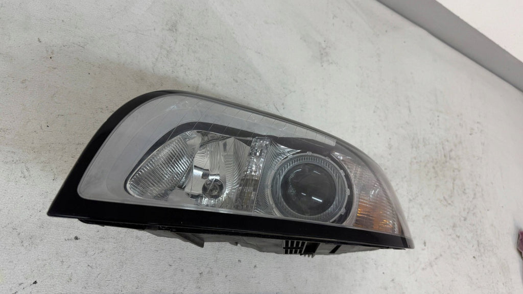 Frontscheinwerfer Volvo V50 30763033 Links Scheinwerfer Headlight SCH6071411261li
