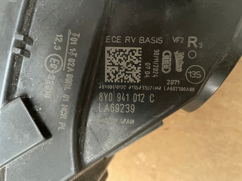 Frontscheinwerfer Audi A3 8Y0941012C Full LED Ein Stück (Rechts oder Links)