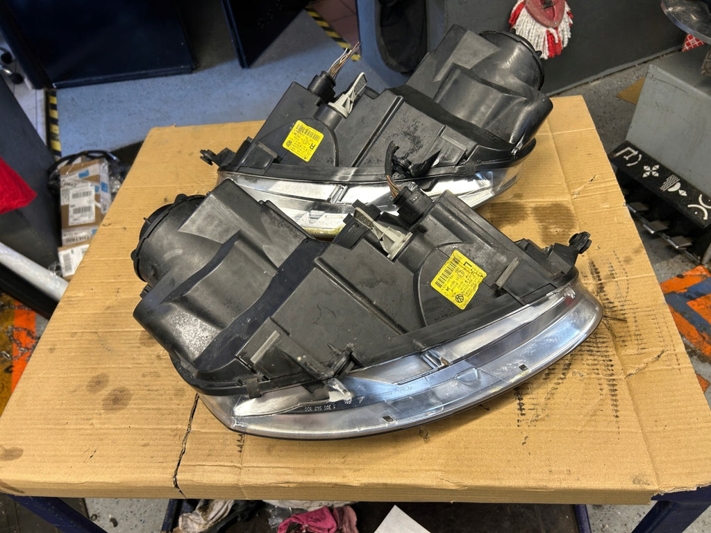Frontscheinwerfer VW Golf V 1K6941006N Ein Satz Scheinwerfer Headlight SCH2557541437fg