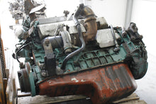 Laden Sie das Bild in den Galerie-Viewer, Motor Renault Volvo I D7E 7.2 400TKm 2011 Diesel Engine Unkomplett