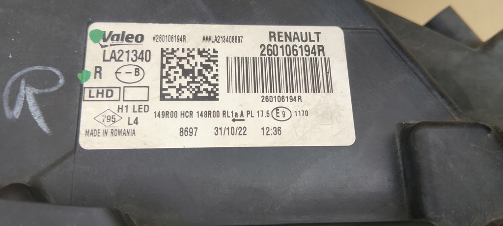 Frontscheinwerfer Dacia Duster 260106194R Full LED Rechts Scheinwerfer Headlight SCH9342795647eq