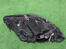 Laden Sie das Bild in den Galerie-Viewer, Frontscheinwerfer BMW 5 F11 F10 1ZT011087-41 Links Scheinwerfer Headlight SCH1269883537on