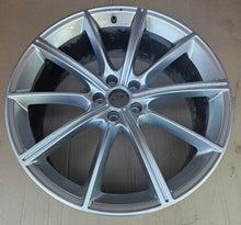 Load image into Gallery viewer, 1x Alufelge 21 Zoll 8.5" 5x112 19ET Glanz Silber 4K0601025AA Audi Rim Wheel FEL7665801136pr