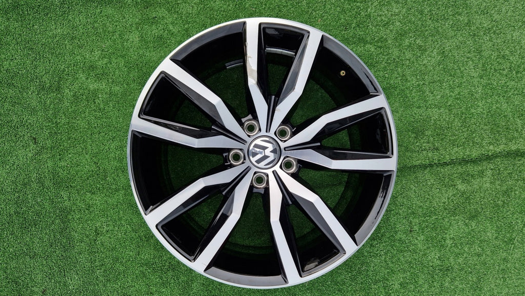 1x Alufelge 18 Zoll 8.0" 5x112 Glanz 1K8601025M VW Scirocco Passat Rim Wheel FEL3173839040ud