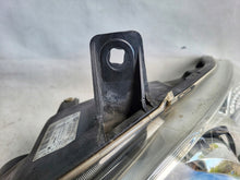 Load image into Gallery viewer, Frontscheinwerfer Mercedes-Benz Viano W639 Vito A6398202861 Xenon Links