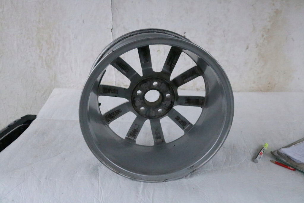 1x Alufelge 16 Zoll 7.0" 5x100 6C0601025H VW Polo Rim Wheel