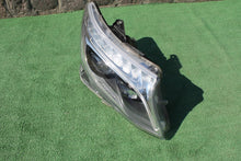 Laden Sie das Bild in den Galerie-Viewer, Frontscheinwerfer Mercedes-Benz Vito A4479069800 LED Rechts Headlight SCH3537225699ma