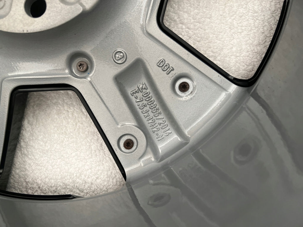 4x Alufelge 17 Zoll 7.5" 5x100 46ET Glanz Silber 82A601025H Audi Rim Wheel FEL6393954723ev