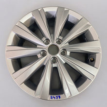 Laden Sie das Bild in den Galerie-Viewer, 1x Alufelge 16 Zoll 6.5&quot; 5x100 47ET 2G0601025AE VW Polo Rim Wheel