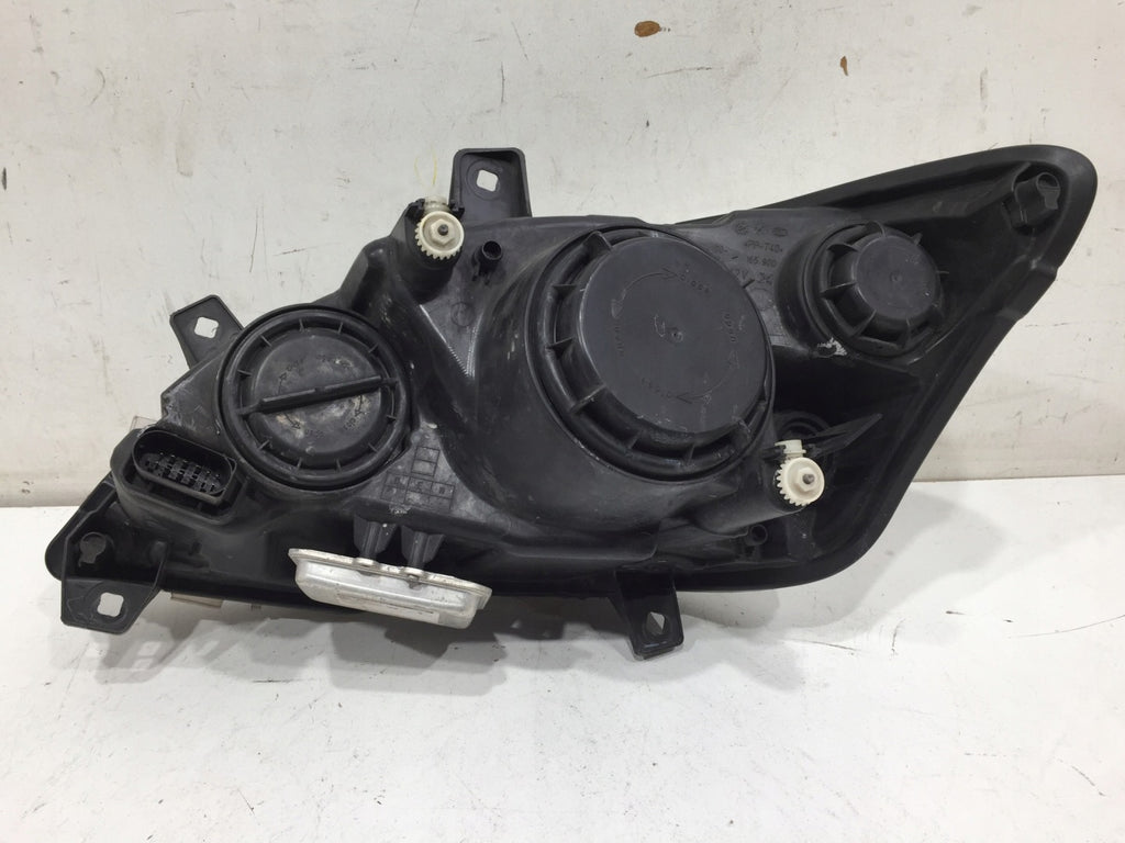 Frontscheinwerfer Mercedes-Benz Vito A6398202961 Xenon Rechts Headlight SCH2708575011ri