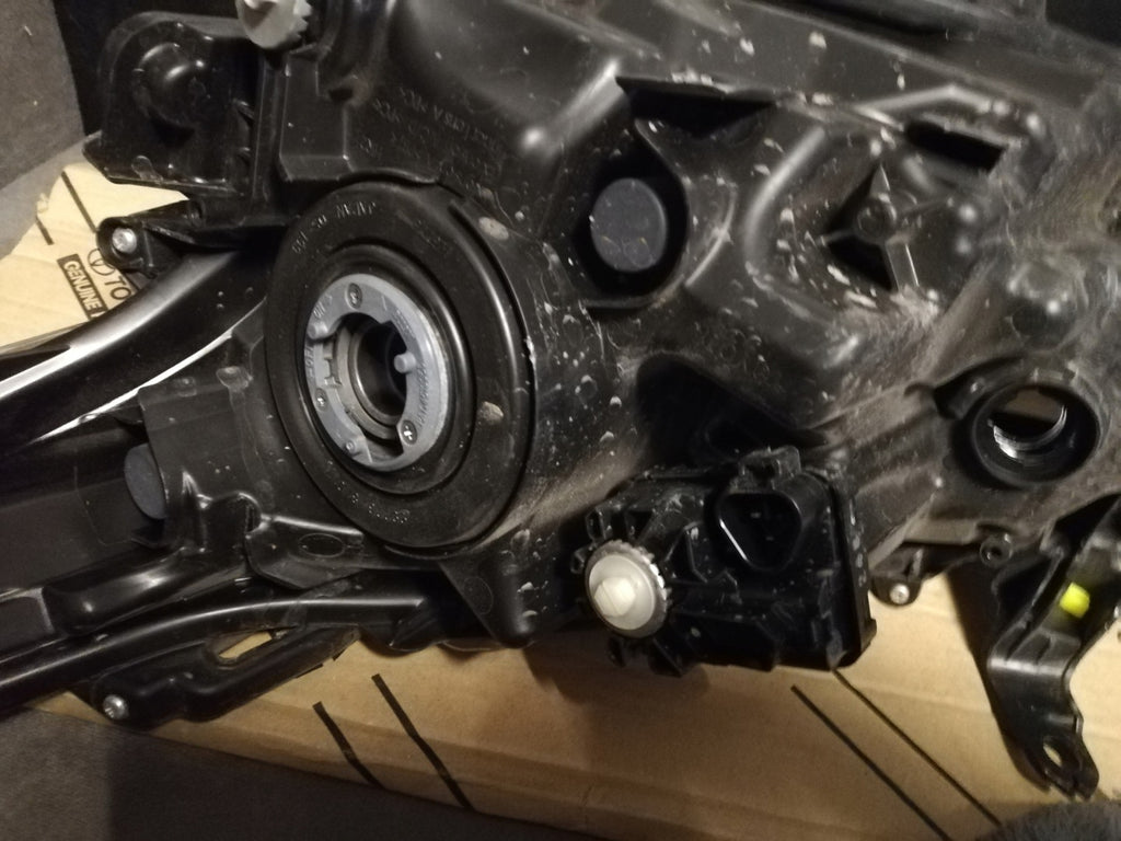 Frontscheinwerfer Toyota Corolla 8111002T31 Rechts Scheinwerfer Headlight SCH7702512481dc