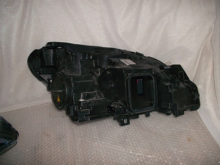 Frontscheinwerfer Mercedes-Benz W246 A2468201661 A2468201561 Xenon Ein Satz SCH6062824472wd
