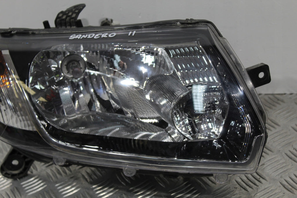 Frontscheinwerfer Dacia Sandero II Rechts Scheinwerfer Headlight