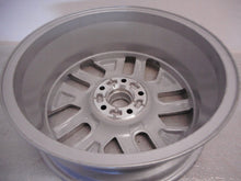 Laden Sie das Bild in den Galerie-Viewer, 1x Alufelge 17 Zoll 6.0&quot; 5x114.3 50ET MG93459465 Renault Trafic Rim Wheel