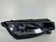 Laden Sie das Bild in den Galerie-Viewer, Frontscheinwerfer Skoda Octavia IV 5E4941016 Rechts Scheinwerfer Headlight SCH1751149939lt
