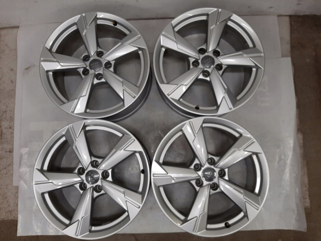 4x Alufelge 18 Zoll 8.0" 5x112 39ET Glanz Silber 4K0601025D Audi A6 C8 Rim Wheel FEL3859377775dm
