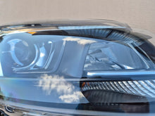 Load image into Gallery viewer, Frontscheinwerfer Citroën Jumpy 9832837680 9832836480 Xenon Ein Satz Headlight SCH7324200743ha