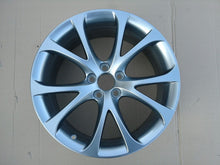 Load image into Gallery viewer, 1x Alufelge 17 Zoll 7.5&quot; 5x100 36ET Glanz Silber 8X0601025 Audi A1 Rim Wheel