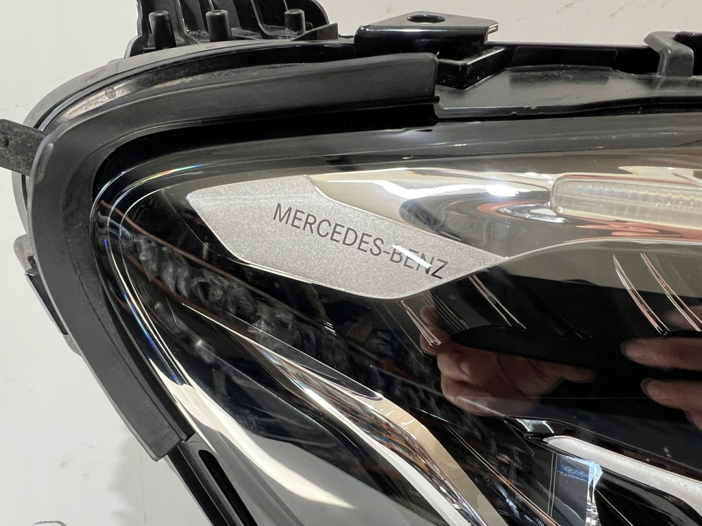 Frontscheinwerfer Mercedes-Benz A2139067609 Rechts Scheinwerfer Headlight SCH1837567895ha