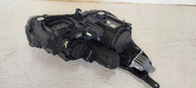Laden Sie das Bild in den Galerie-Viewer, Frontscheinwerfer Opel Crossland X 13467967 LED Ein Stück (Rechts oder Links) SCH1486795305cq