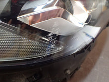 Laden Sie das Bild in den Galerie-Viewer, Frontscheinwerfer Mercedes-Benz W247 A2479062603 Full LED Rechts Headlight