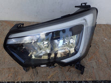 Laden Sie das Bild in den Galerie-Viewer, Frontscheinwerfer Renault Master III 260607867R 260105567R Links Headlight