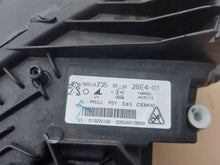 Load image into Gallery viewer, Frontscheinwerfer Peugeot 308 98516735 Rechts Scheinwerfer Headlight SCH2430268695dv