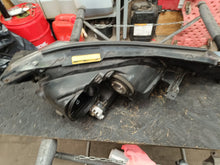 Laden Sie das Bild in den Galerie-Viewer, Frontscheinwerfer Toyota 81170-42540 Links Scheinwerfer Headlight SCH1374432102xn