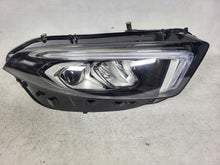 Laden Sie das Bild in den Galerie-Viewer, Frontscheinwerfer Mercedes-Benz W177 A1779063805 LED Rechts Headlight SCH3215919085bd