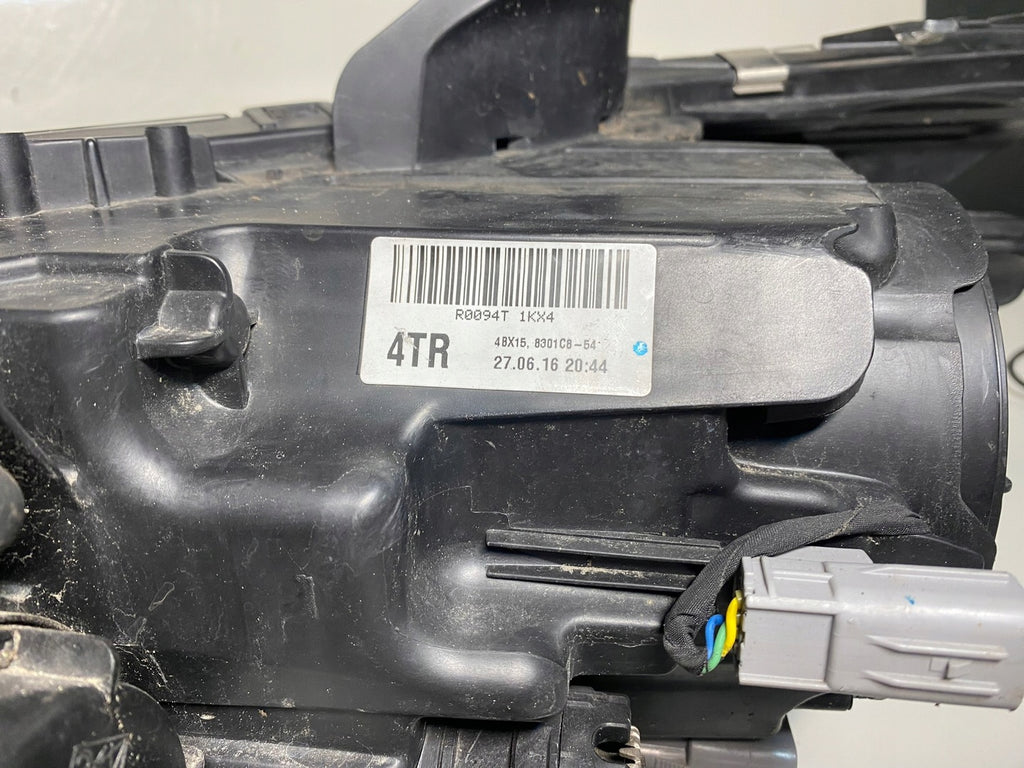 Frontscheinwerfer Mitsubishi Outlander 8301C854 LED Rechts Headlight