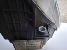 Load image into Gallery viewer, Frontscheinwerfer VW Passat 3C0941751G 89312650 Links Scheinwerfer Headlight SCH6774033130rn