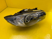 Laden Sie das Bild in den Galerie-Viewer, Frontscheinwerfer BMW 1 E88 E82 E87 7170292-02 Xenon Rechts Headlight SCH1847280872ss