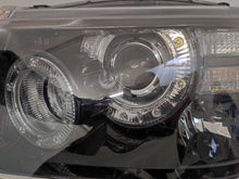 Laden Sie das Bild in den Galerie-Viewer, Frontscheinwerfer Land Rover Sport L320 CH32-13W030-BA Links Headlight SCH3526158696uz
