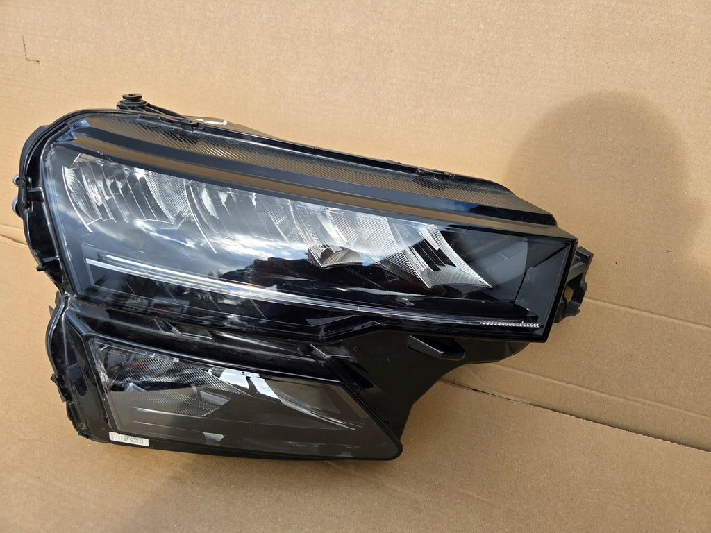 Frontscheinwerfer Skoda Karoq 57B941010 LED Rechts Scheinwerfer Headlight SCH3606687500zl
