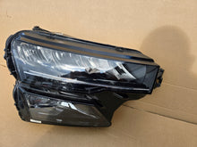 Laden Sie das Bild in den Galerie-Viewer, Frontscheinwerfer Skoda Karoq 57B941010 LED Rechts Scheinwerfer Headlight SCH3606687500zl