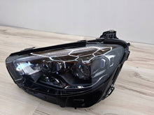 Laden Sie das Bild in den Galerie-Viewer, Frontscheinwerfer Mercedes-Benz A2139060110 Links Scheinwerfer Headlight SCH5712036188ne