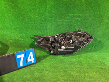 Load image into Gallery viewer, Frontscheinwerfer Toyota Yaris Links Scheinwerfer Headlight