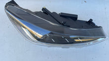 Laden Sie das Bild in den Galerie-Viewer, Frontscheinwerfer Ford Focus NX7B-13E014-CF LED Rechts Scheinwerfer Headlight SCH1524548836sh