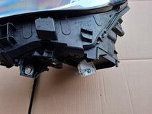 Laden Sie das Bild in den Galerie-Viewer, Frontscheinwerfer Mercedes-Benz Gla A1569061700 Xenon Links Headlight SCH9486760801yz