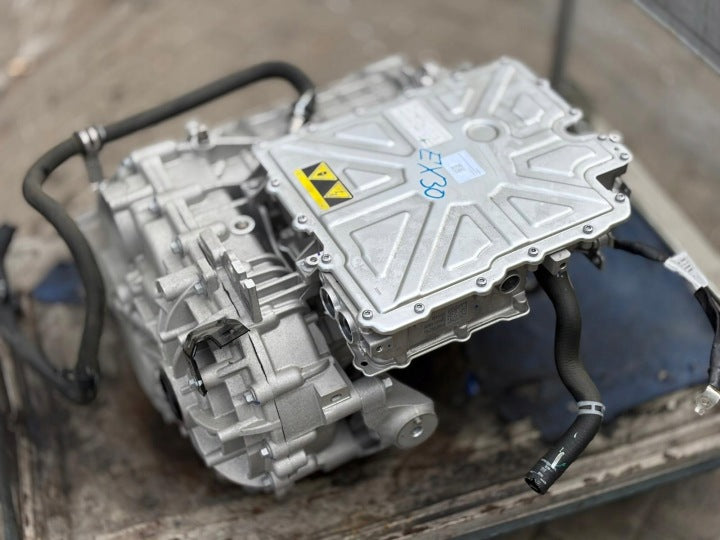 Motor Volvo EX30 15TKm 2024 Elektro Engine Unkomplett MOT3663571091bw