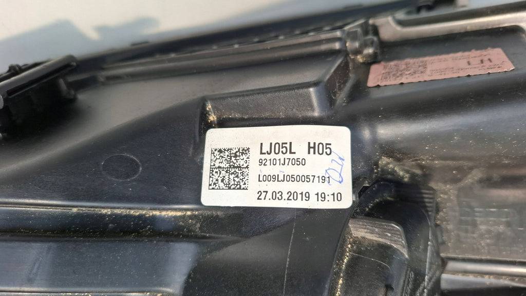 Frontscheinwerfer Kia Ceed 92101-J7050 Links Scheinwerfer Headlight