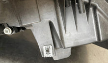 Laden Sie das Bild in den Galerie-Viewer, Frontscheinwerfer Renault Master I 260107323R Rechts Scheinwerfer Headlight SCH4531222347ds