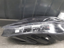 Laden Sie das Bild in den Galerie-Viewer, Frontscheinwerfer Ford Focus 201472 LED Links Scheinwerfer Headlight